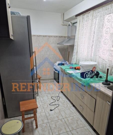 Drumul Taberei, Lujerului, apartament 2 camere decomandat, balcon